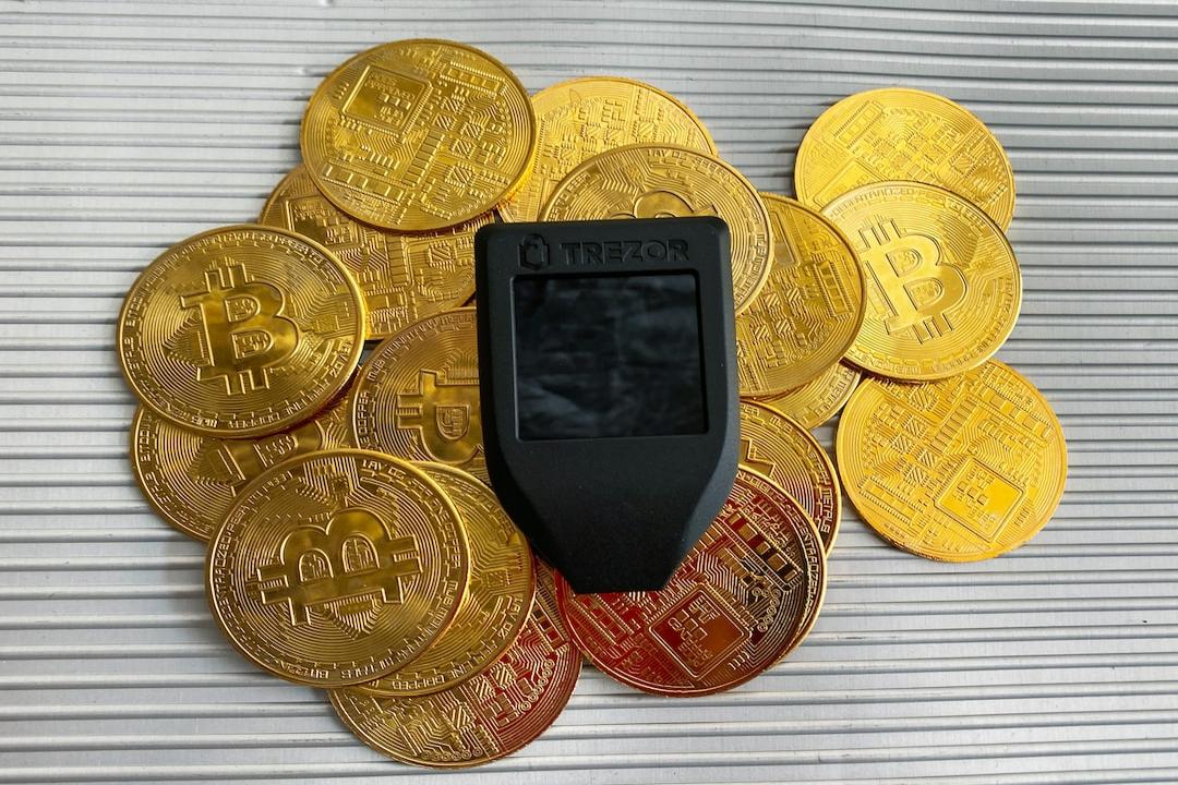 Bitcoin Surpasses S&P 500, Indicating a Shift in Investor Confidence